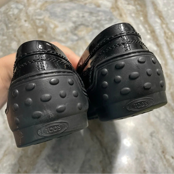 Tod’s Made In Italy Women’s Size 9.5 Patent Leather Penny Driving Loafers Flats - Picture 10 of 13